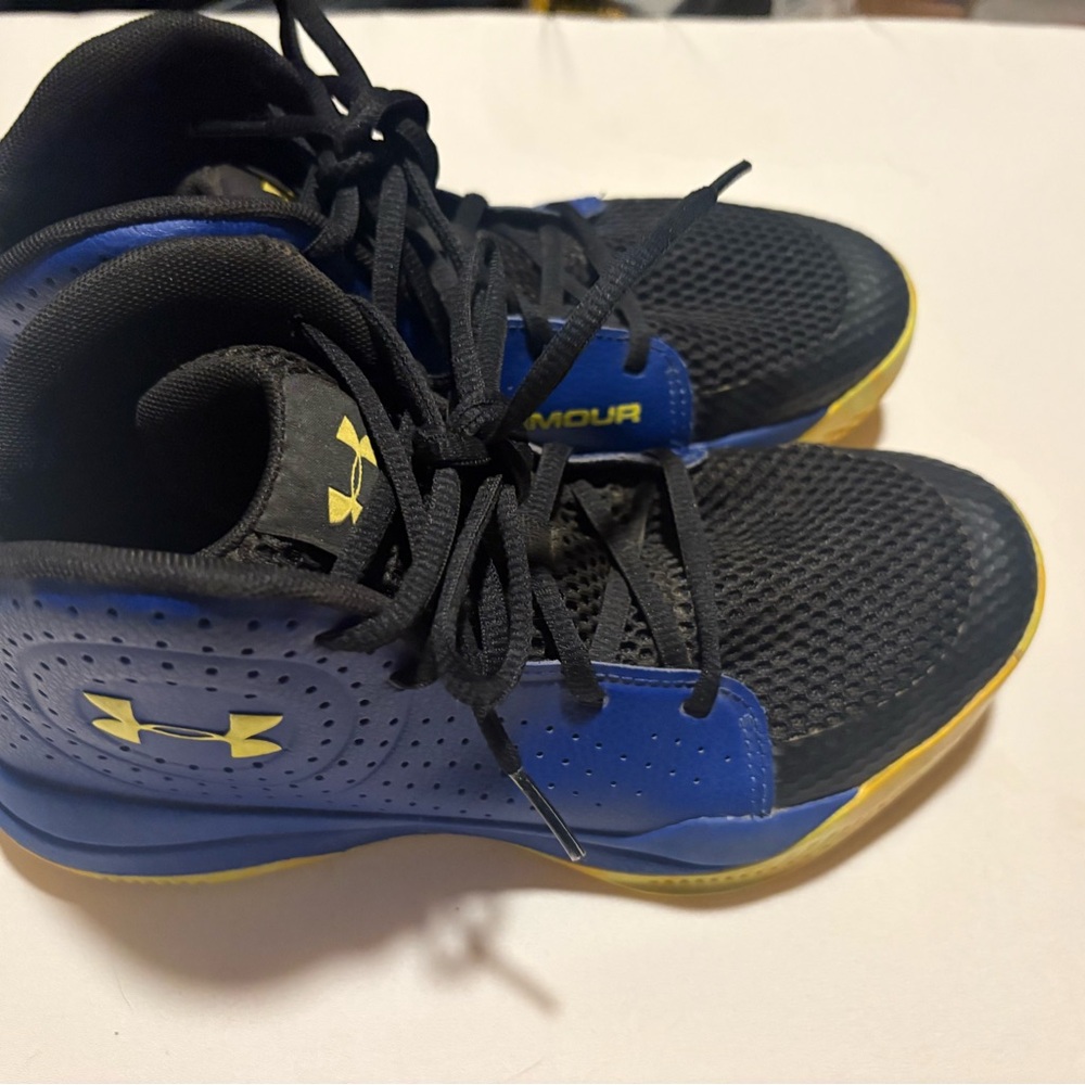 Under Armour Youth Black and Gray Shoes
